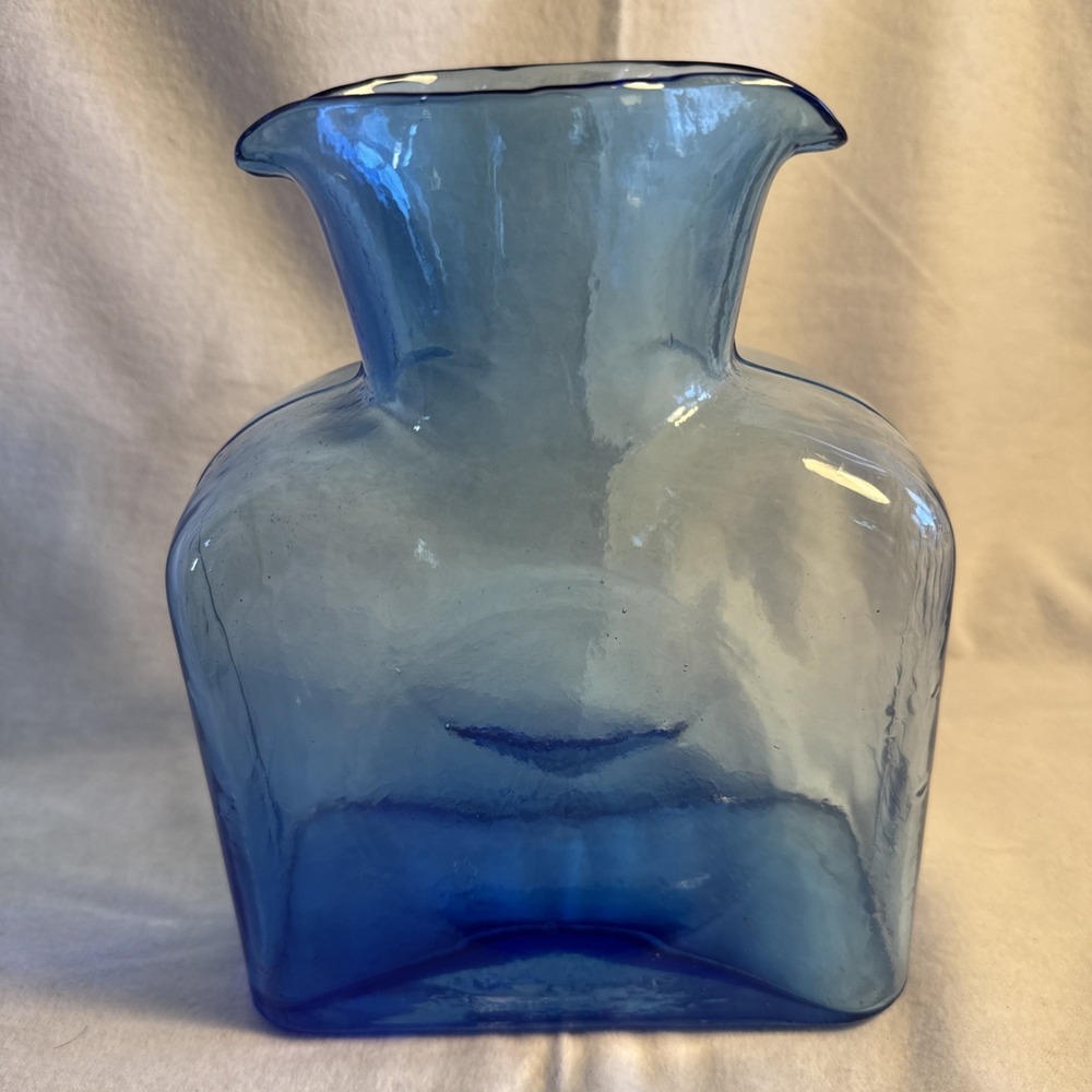 Blenko Blue Turquoise Aquamarine Glass Double Spout Water Carafe Pitcher Vase 8"